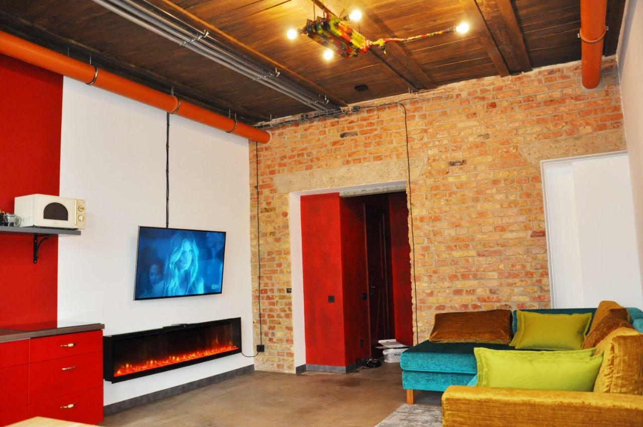 Apartment Arena City Loft キエフ エクステリア 写真