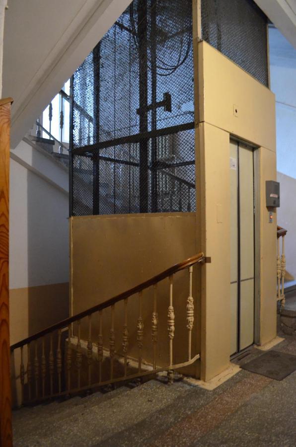 Apartment Arena City Loft キエフ エクステリア 写真